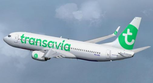 Passeggero 'puzza come un cadavere': atterraggio d'emergenza per un Boeing 737 Passeggero 'puzza come un cadavere': atterraggio d'emergenza per un Boeing 737