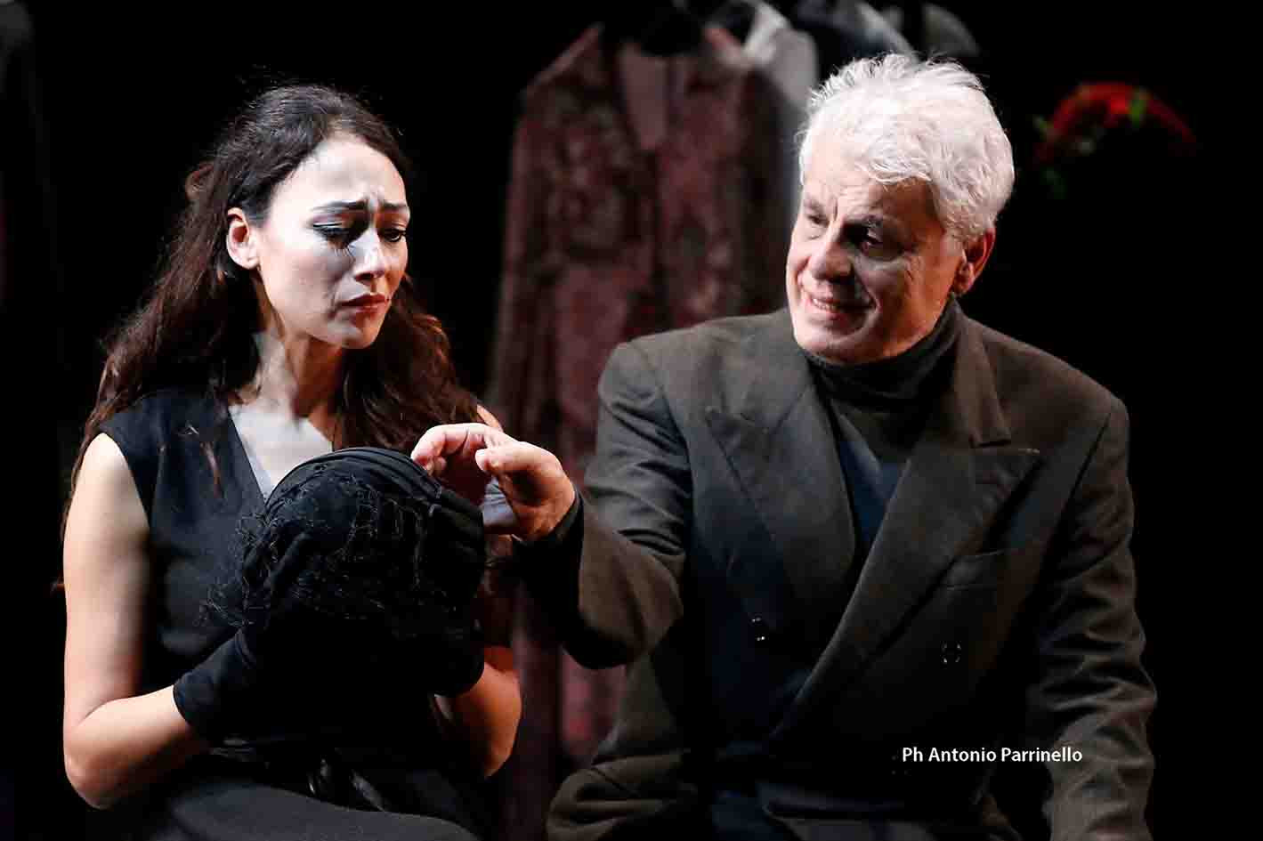 Recanati, michele placido per lo spettacolo inaugurale del teatro ... Teatro persiani recanati