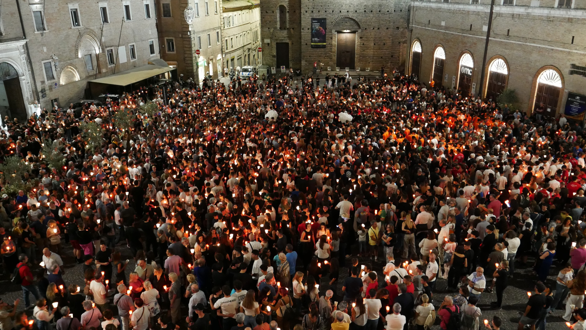 fiaccolata-nicolas-giorgio-daniele