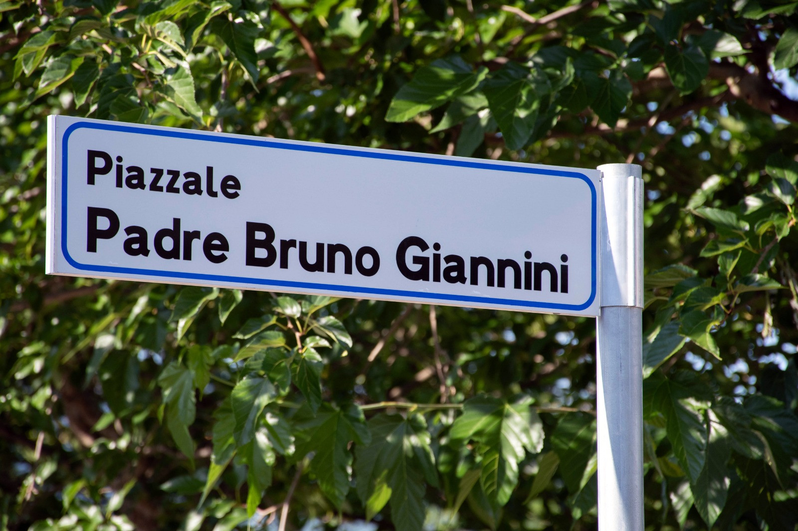 intitolazione-piazzale-piscina-don-bruno