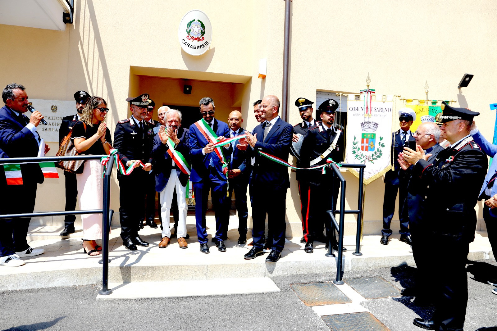 apertura-caserma-dei-carabinieri-sarnano