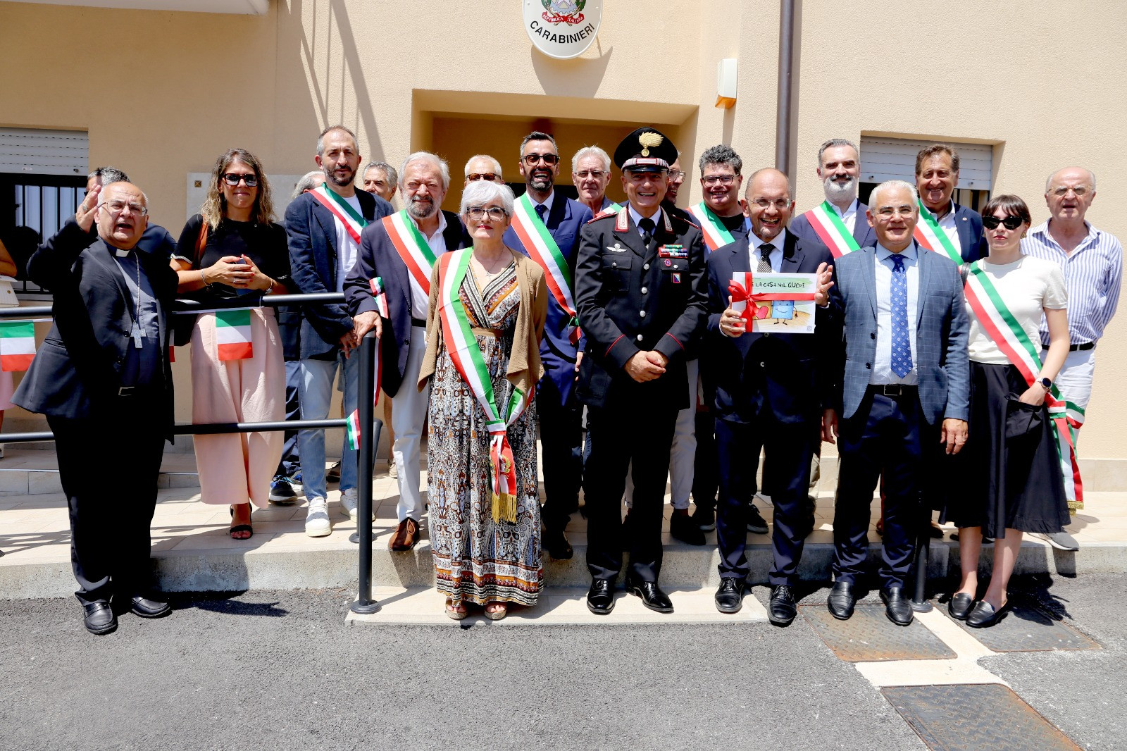 apertura-caserma-dei-carabinieri-sarnano