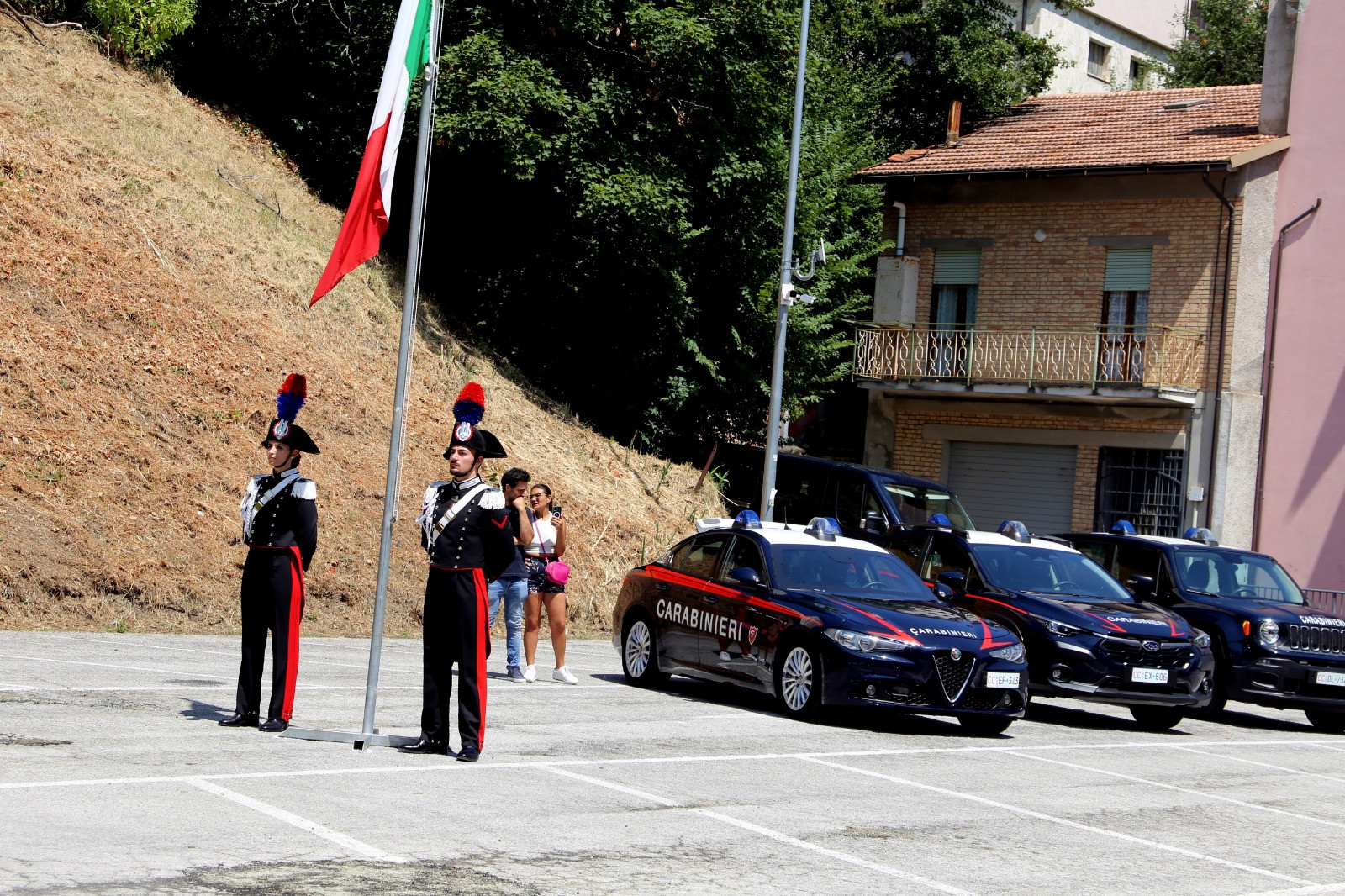 apertura-caserma-dei-carabinieri-sarnano