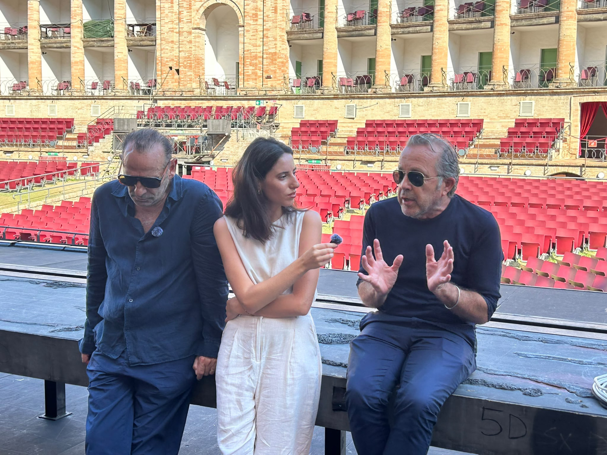 trovatore-scenografo-e-costumista
