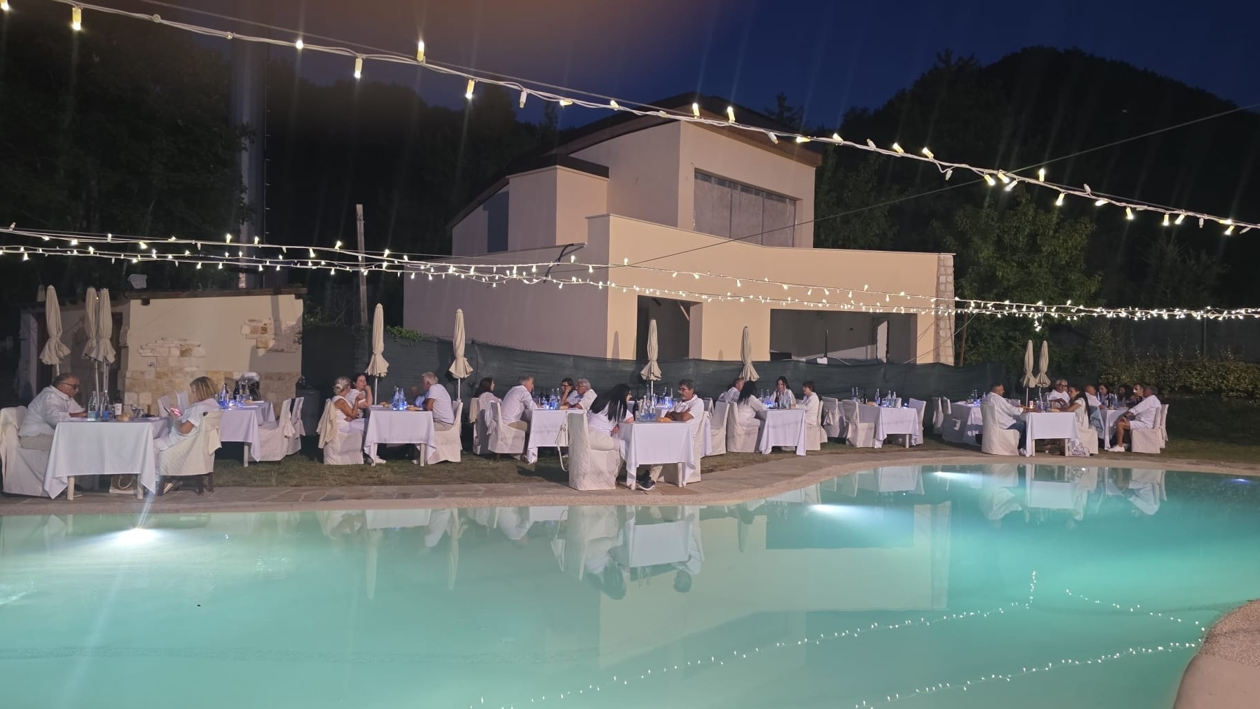 pieve-torina-cena-bianco