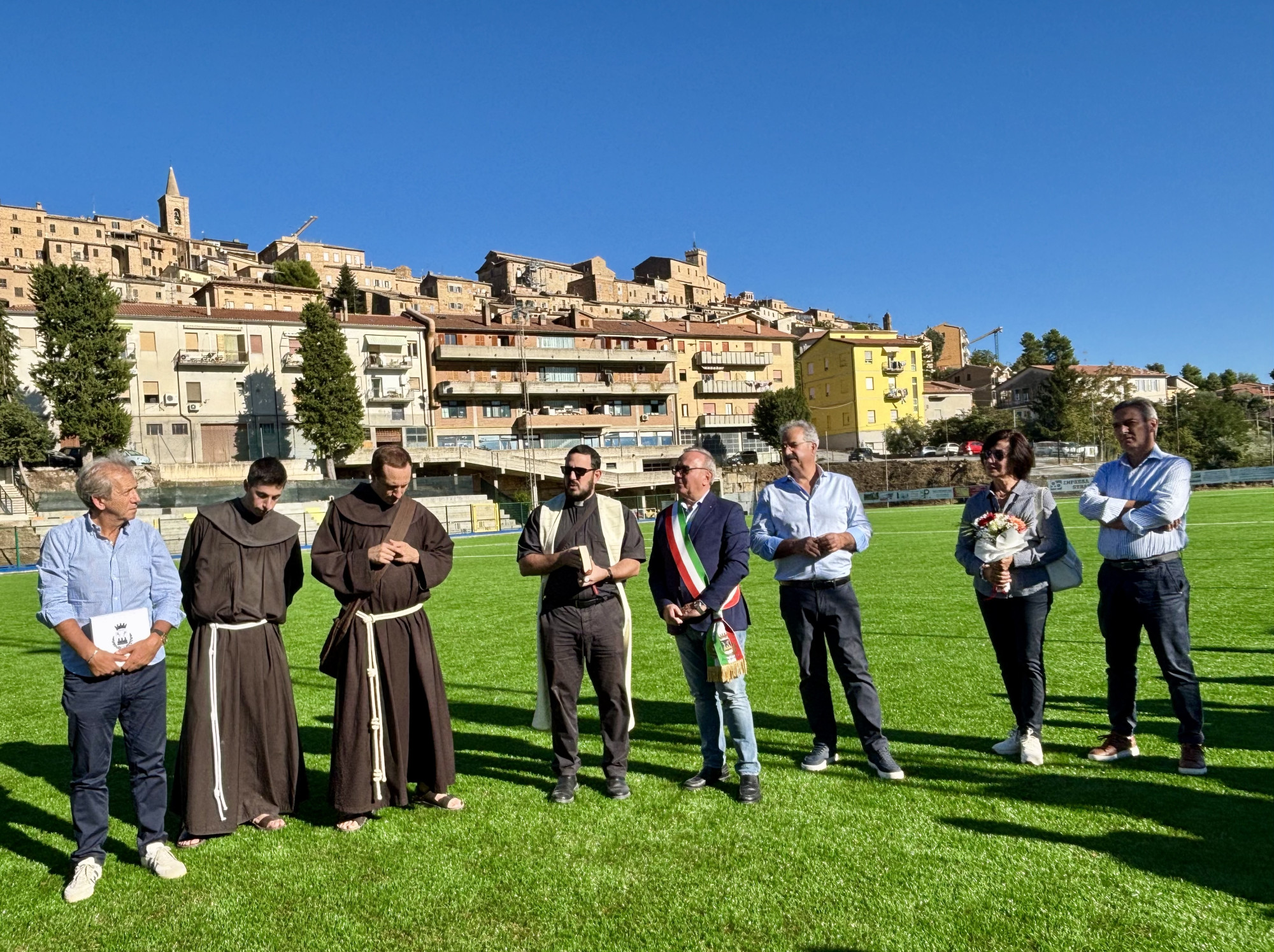 manto-erba-sintetica-leonardo-capponi-treia
