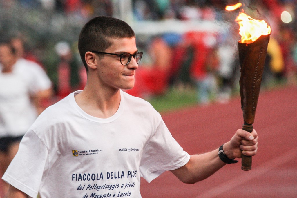 Macerata Loreto 2016 - Arrivo Fiaccola --2