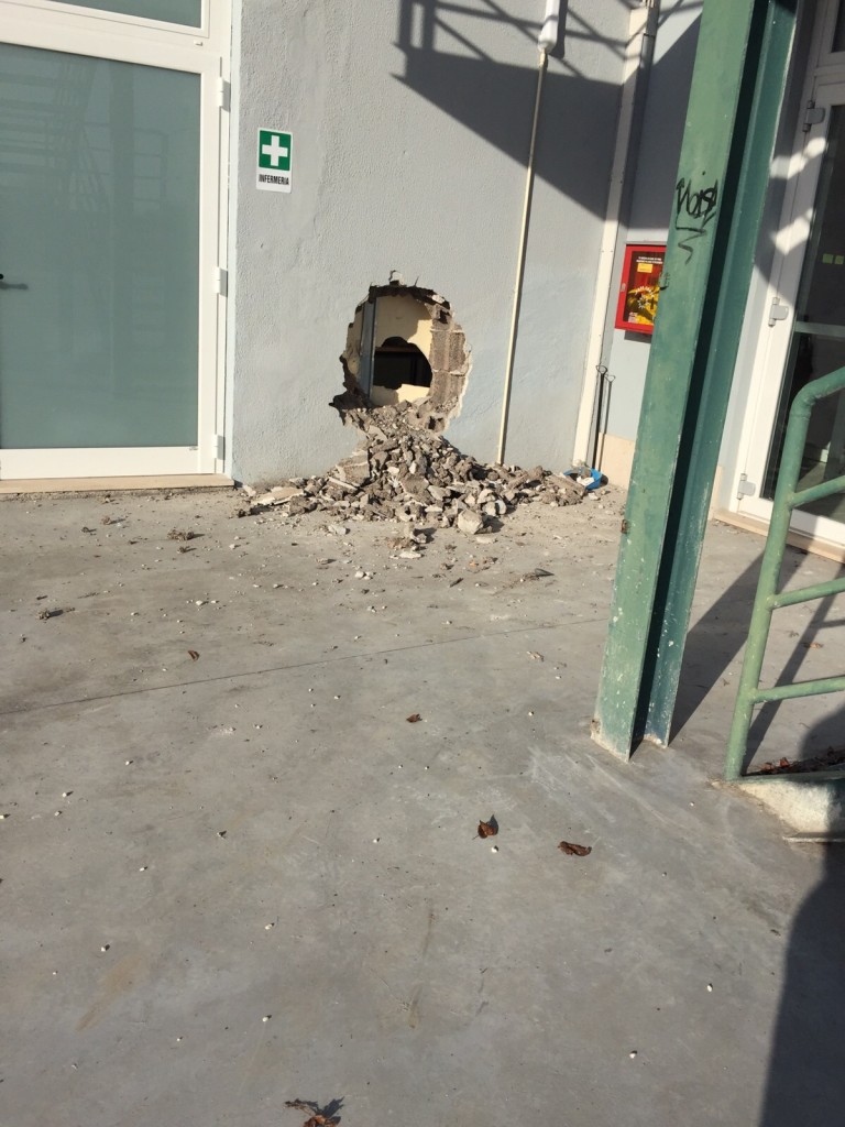 IMG-20151118-WA0005