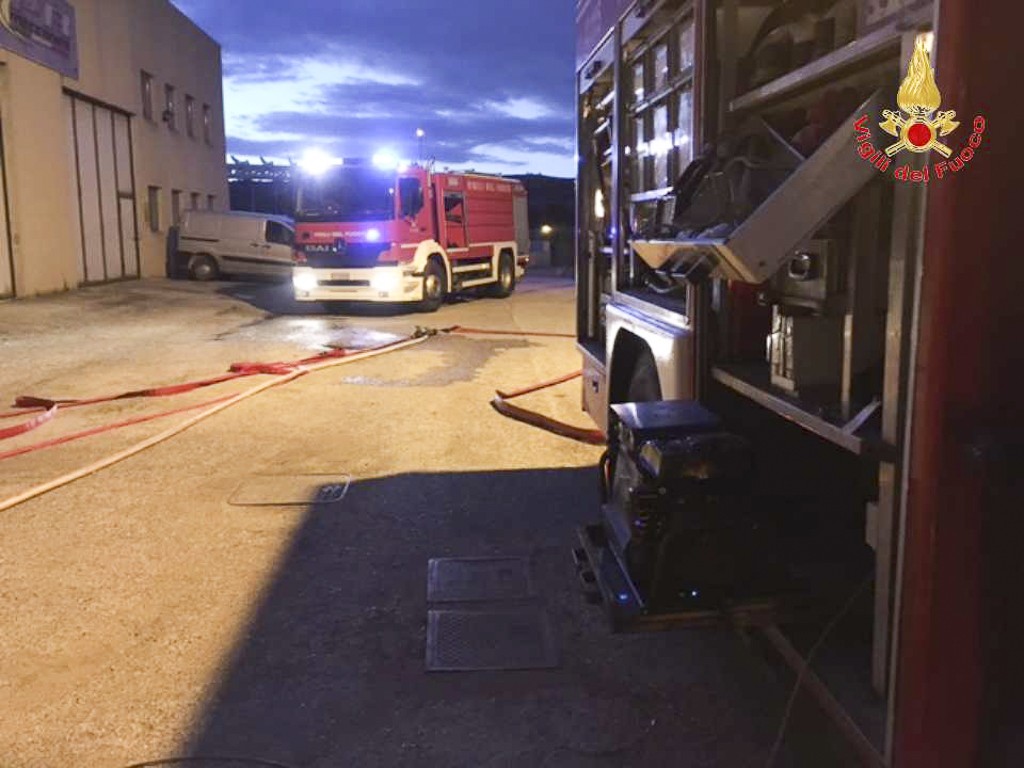 INCENDIO FALEGNAMERIA_1