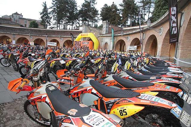 Enduro trofeo KTM parco chiuso