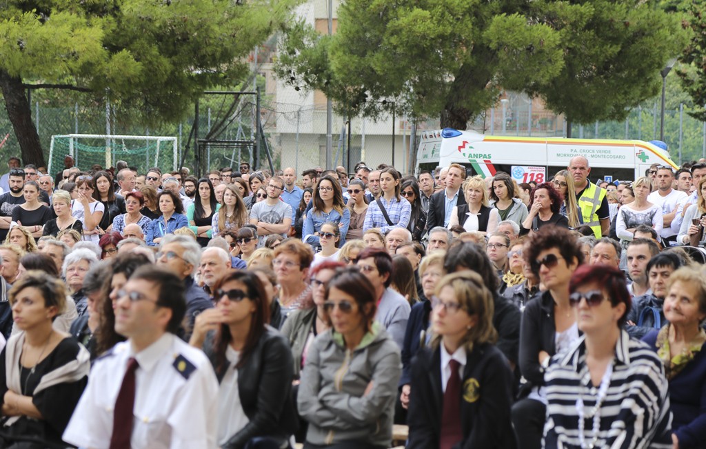 Funerale-Riccardo-Chiara-Morrovalle170616_3