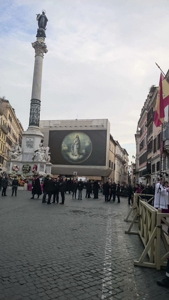 Arrivo-papa-roma-piazza-di-spagna (6)