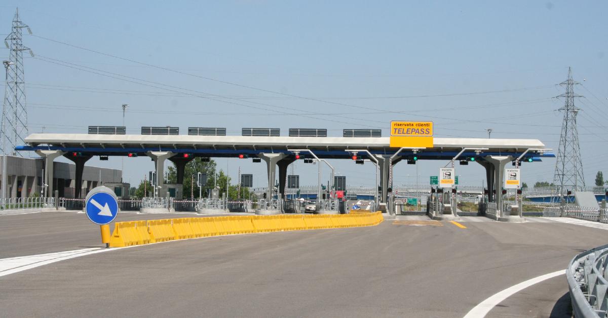 A14, nuova chiusura notturna del casello di Loreto-Porto Recanati dal 19 novembre - Picchio News