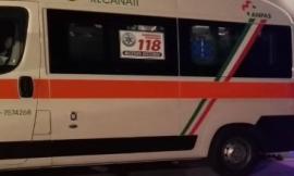 Corridonia, si lancia dal cavalcavia della superstrada: 37enne a Torrette