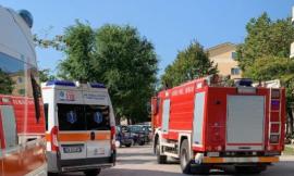 Esanatoglia, scontro tra un apecar e un auto: 70enne trasportato all'Ospedale di Macerata