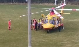 Montelupone, accusa un malore in casa e sbatte contro una porta in vetro mandandola in frantumi (FOTO)