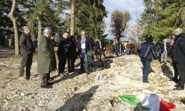 Ceriscioli pone la prima pietra per la nuova scuola di Gualdo
