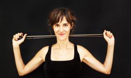 Il talento del jazz Eloisa Manera in concerto al teatro Flora di Penna San Giovanni