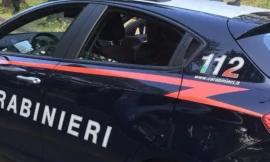 Tolentino, tre etti di hashish nel portaoggetti dell'auto: arrestati