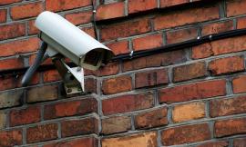 Privacy: videosorveglianza e finestre del vicino. Reato o illecito civile?