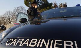 Anziano in auto sotto al sole e in crisi respiratoria: i badanti erano all'Ikea
