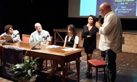 Una dotta e simpatica cerimonia per la donazione della collezione Galantara a Montelupone - FOTO