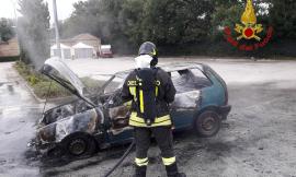 Incendio a Urbisaglia: in fiamme un'auto