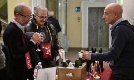 Un week-end tra arte e vino d'eccellenza. A Montecosaro torna Calici d'arte