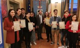 Appignano: premiati gli studenti meritevoli con 11 borse di studio