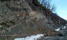 Chiusa la provinciale "58 Lago di Fiastra" a causa di una frana