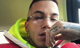 Sfera Ebbasta indagato a Pescara per istigazione all'uso di droga