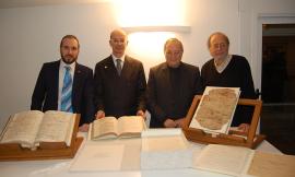 Civitanova Marche: il Rotary Club continua la restaurazione di antichi volumi dell'archivio storico