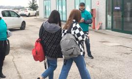 Tolentino: distribuiti volantini informativi sugli effetti delle droghe agli studenti del "Filelfo"