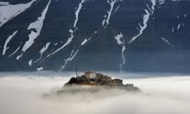 Un gruppo di amici avvia una raccolta fondi per restituire a Castelluccio di Norcia la sua webcam