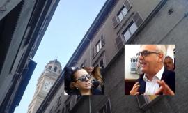 Macerata, il Prefetto "bacchetta" e Carancini non può che obbedire. Ritirata la bandiera francese