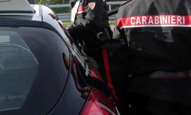 I Carabinieri rinvengono una Fiat e una Nissan rubate in un garage di Porto Recanati: denunciato un 58enne
