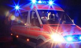 Serrapetrona, incidente in superstrada: finisce con l'auto conto il jersey