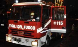 Sant'Angelo in Pontano, scoperchiato il tetto di una fabbrica per il forte vento