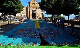 Esplosione di colori e profumi a Corridonia: torna l'Infiorata del Corpus Domini
