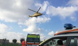 Montefano, tenta di suicidarsi con una coltellata all'addome: interviene l'eliambulanza