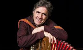 La marcia solidale fa tappa a Ussita con il concerto di Ambrogio Sparagna