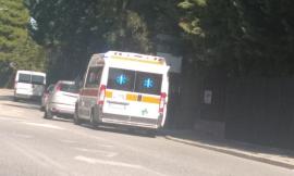 Macerata, tamponamento tra due auto in via Roma