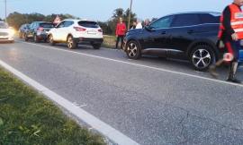 Urbisaglia, scontro tra quattro auto lungo la Statale: cinque feriti all'ospedale (FOTO)