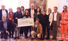 Civitanova, commedia in dialetto a scopo benefico: 6000 euro per le associazioni cittadine