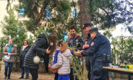 La scuola "Mameli" di Macerata celebra la Giornata Nazionale dell'Albero (FOTO)