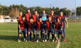 Secondo posto per la Civitanovese grazie alla vittoria sul Montecosaro. Minuto di silenzio in ricordo di Costantini