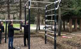 Pieve Torina, al Parco Rodari una strumentazione sportiva per il calisthenics