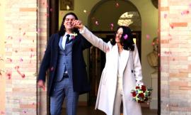 Macerata, Fabrizio e Rossana hanno coronato il loro sogno d'amore in Comune (FOTO)