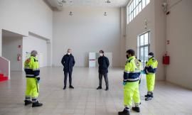 Civitanova, 100 posti letto alla Fiera. Ciarapica: "Lavoriamo senza sosta" (FOTO e VIDEO)