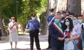 Camerino, il sindaco consegna la Costituzione ai neo diciottenni